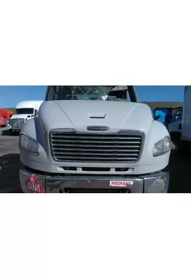 FREIGHTLINER M2 106 HOOD