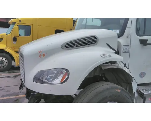 FREIGHTLINER M2 106 HOOD