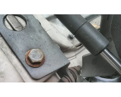 FREIGHTLINER M2 106 HOOD