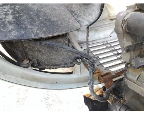 FREIGHTLINER M2 106 HOOD