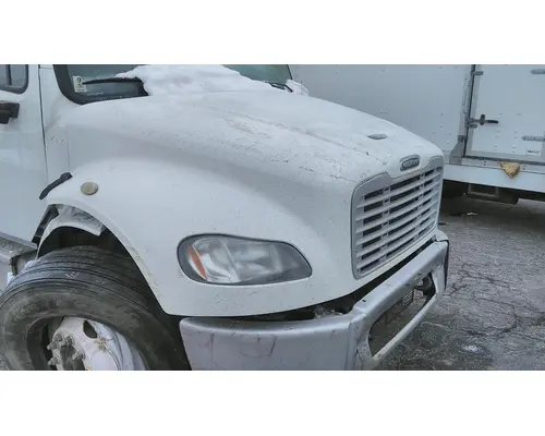 FREIGHTLINER M2 106 HOOD