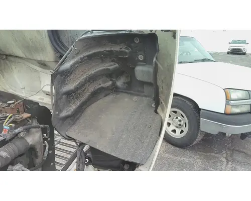 FREIGHTLINER M2 106 HOOD