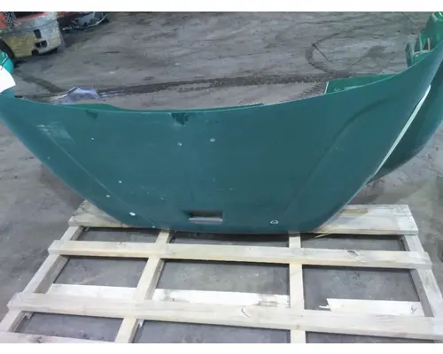 FREIGHTLINER M2 106 HOOD