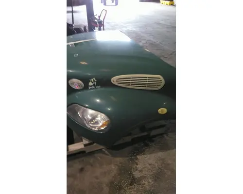 FREIGHTLINER M2 106 HOOD