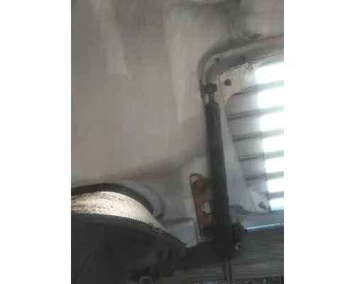 FREIGHTLINER M2 106 HOOD