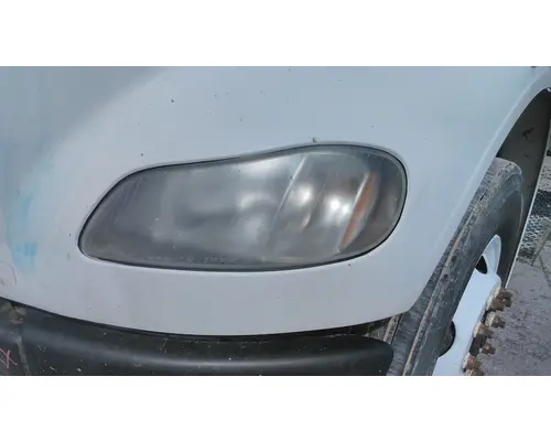 FREIGHTLINER M2 106 HOOD