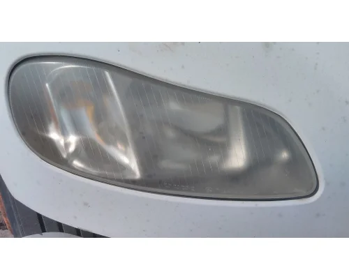 FREIGHTLINER M2 106 HOOD