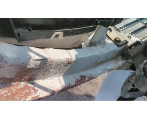 FREIGHTLINER M2 106 HOOD
