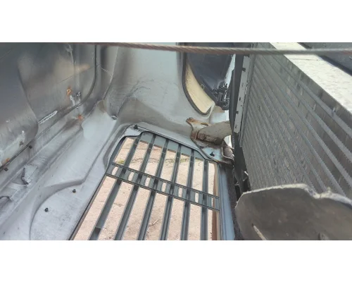 FREIGHTLINER M2 106 HOOD