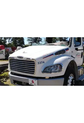 FREIGHTLINER M2 106 HOOD