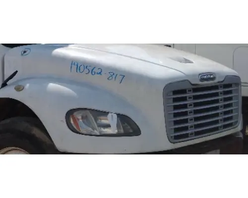 FREIGHTLINER M2 106 HOOD