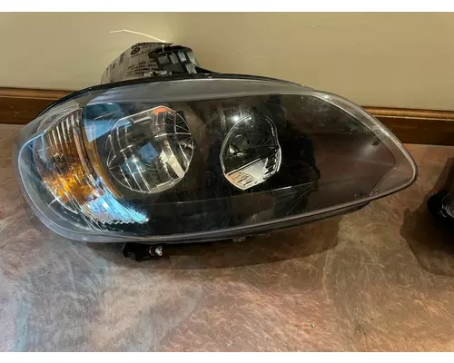 FREIGHTLINER M2 106 Headlamp Assembly