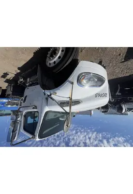 FREIGHTLINER M2 106 Headlamp Assembly