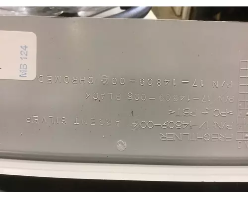 FREIGHTLINER M2 106 Hood