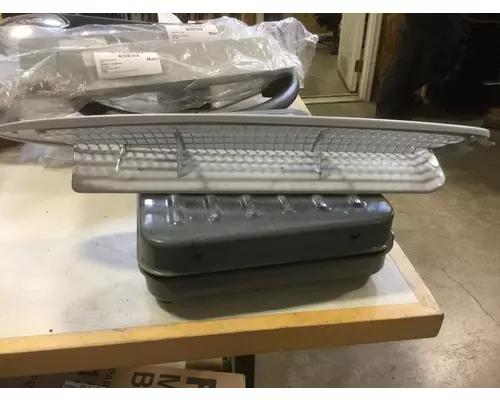 FREIGHTLINER M2 106 Hood