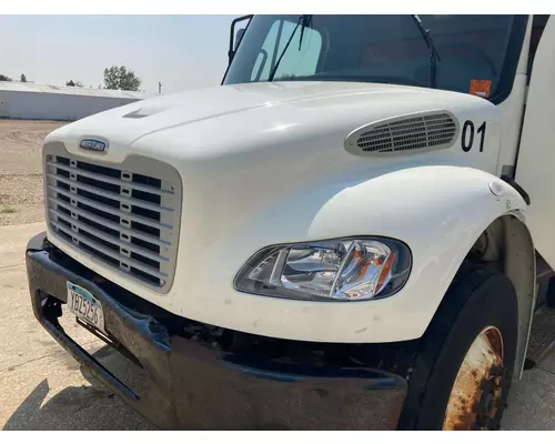 FREIGHTLINER M2-106 Hood