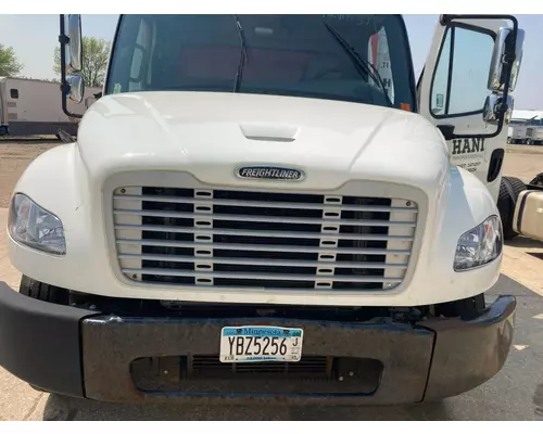 FREIGHTLINER M2-106 Hood