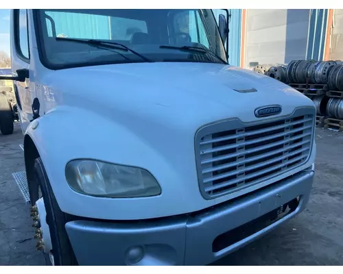 FREIGHTLINER M2-106 Hood