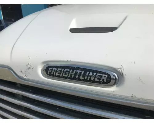 FREIGHTLINER M2-106 Hood