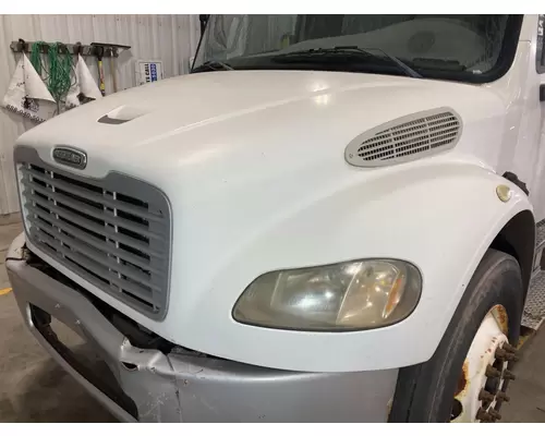 FREIGHTLINER M2-106 Hood