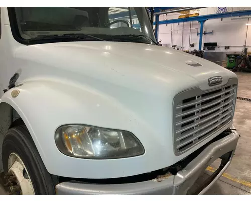 FREIGHTLINER M2-106 Hood