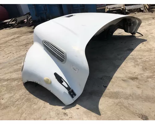 FREIGHTLINER M2-106 Hood