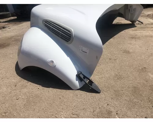 FREIGHTLINER M2-106 Hood