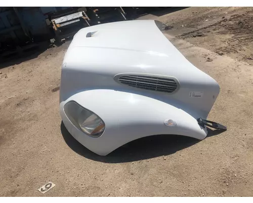 FREIGHTLINER M2-106 Hood
