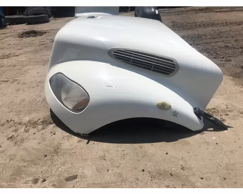 FREIGHTLINER M2-106 Hood