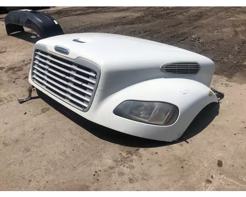 FREIGHTLINER M2-106 Hood