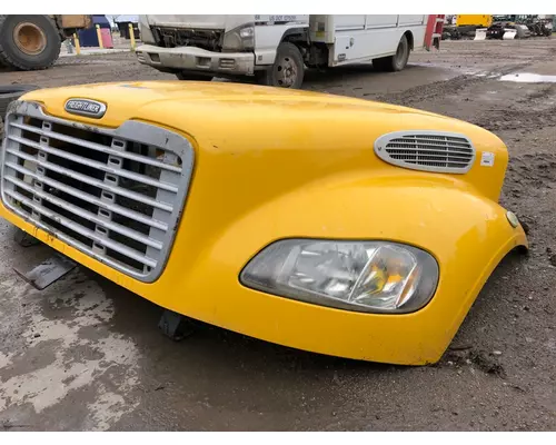 FREIGHTLINER M2-106 Hood