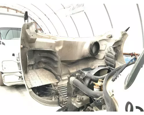 FREIGHTLINER M2-106 Hood