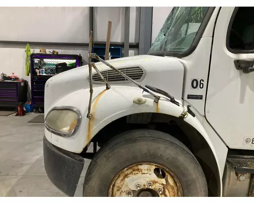 FREIGHTLINER M2-106 Hood