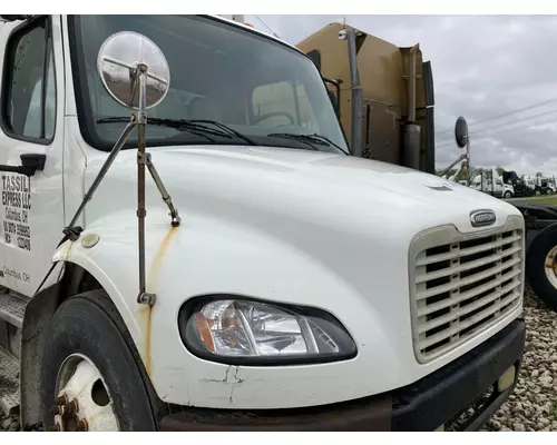 FREIGHTLINER M2-106 Hood