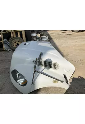 FREIGHTLINER M2-106 Hood