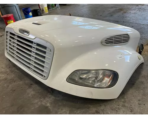 FREIGHTLINER M2-106 Hood