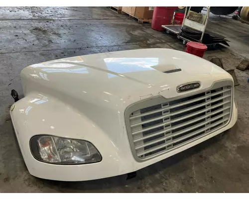 FREIGHTLINER M2-106 Hood