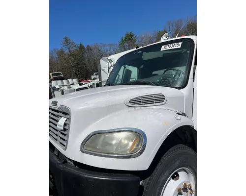 FREIGHTLINER M2-106 Hood