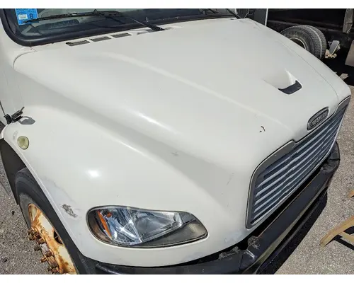 FREIGHTLINER M2 106 Hood