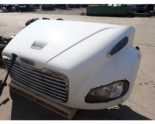 FREIGHTLINER M2-106 Hood