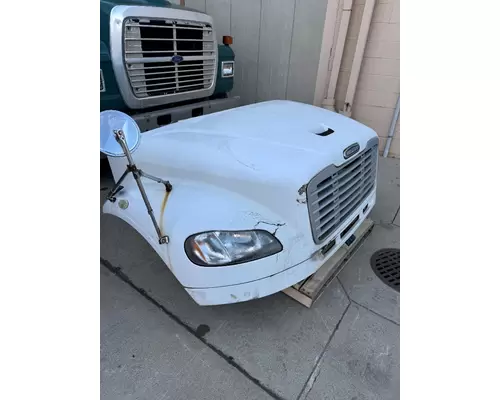 FREIGHTLINER M2-106 Hood