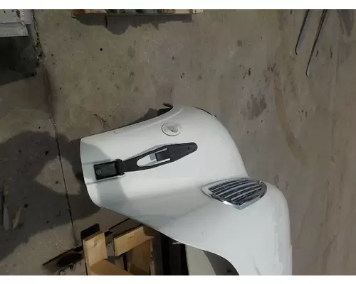 FREIGHTLINER M2-106 Hood
