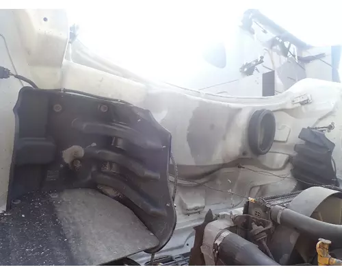 FREIGHTLINER M2-106 Hood
