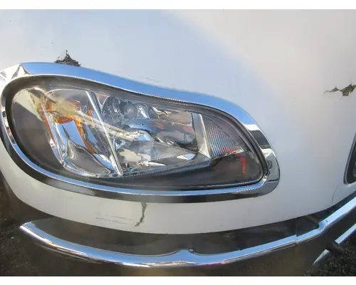 FREIGHTLINER M2-106 Hood