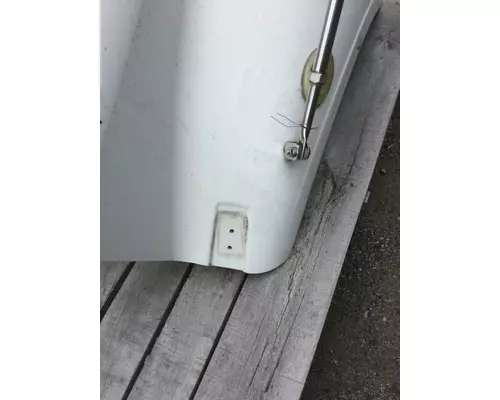 FREIGHTLINER M2-106 Hood