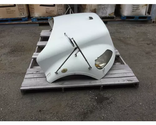 FREIGHTLINER M2-106 Hood