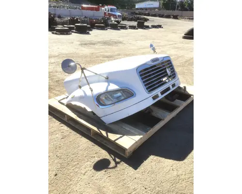 FREIGHTLINER M2-106 Hood
