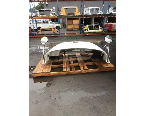 FREIGHTLINER M2-106 Hood