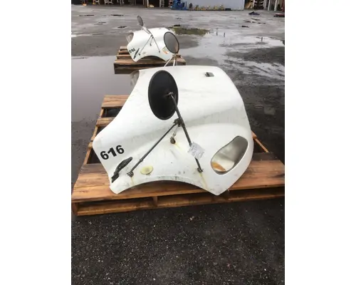 FREIGHTLINER M2-106 Hood