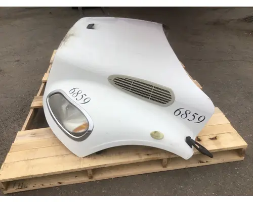 FREIGHTLINER M2-106 Hood